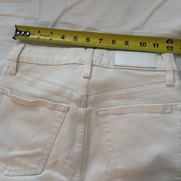Orginals 90s High Rise Ankle Crop in Vintage White
RE/DONE - Picture 7 of 11